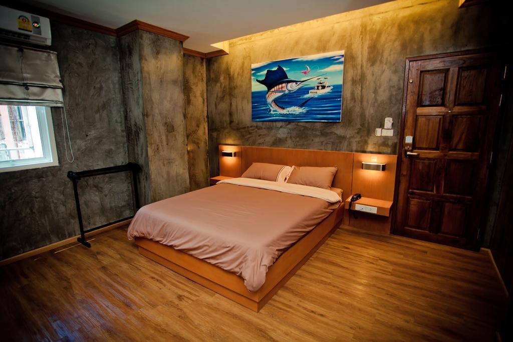 Chaphone Guesthouse Phuket Eksteriør billede